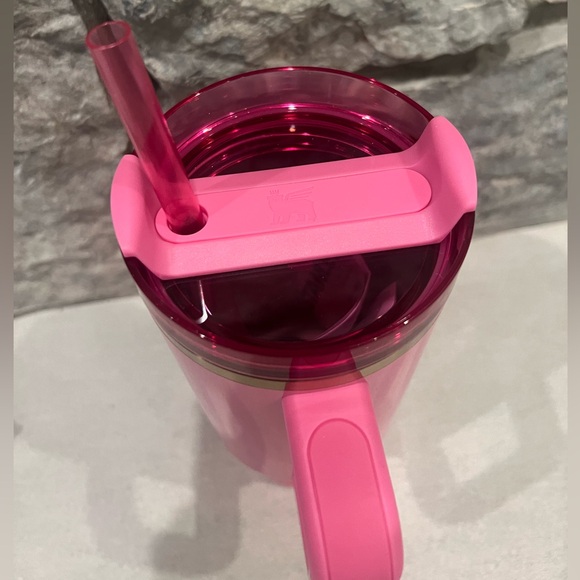 Limited Glinda Wicked x Stanley 40oz H2.0 FlowState Quencher NWT Sold Out💯 NWT - Picture 5 of 6
